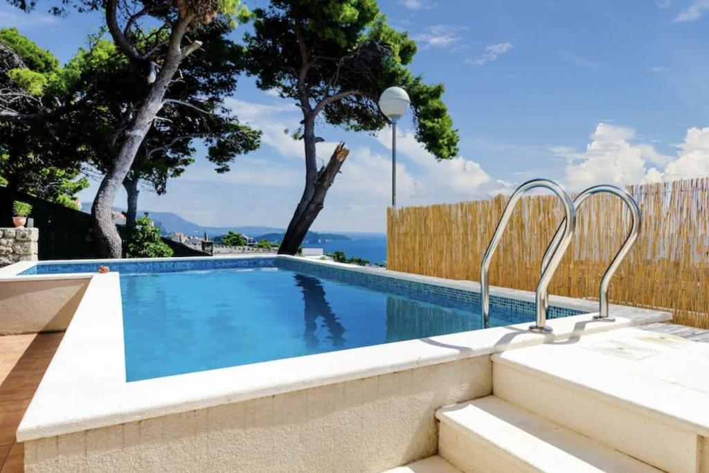 Wave N' Sea Apartment With A Private Pool Dubrovnik Kültér fotó