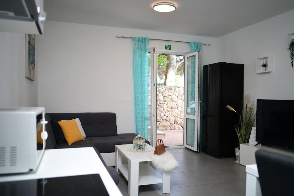 Wave N' Sea Apartment With A Private Pool Dubrovnik Kültér fotó