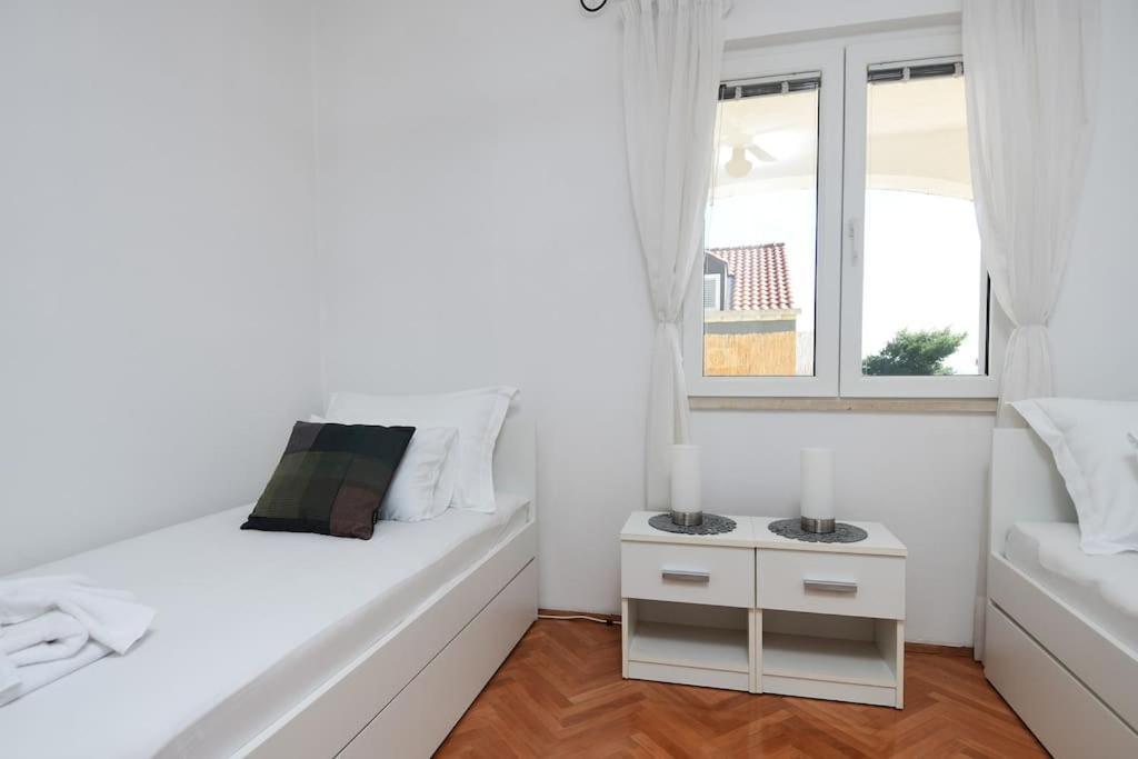 Wave N' Sea Apartment With A Private Pool Dubrovnik Kültér fotó