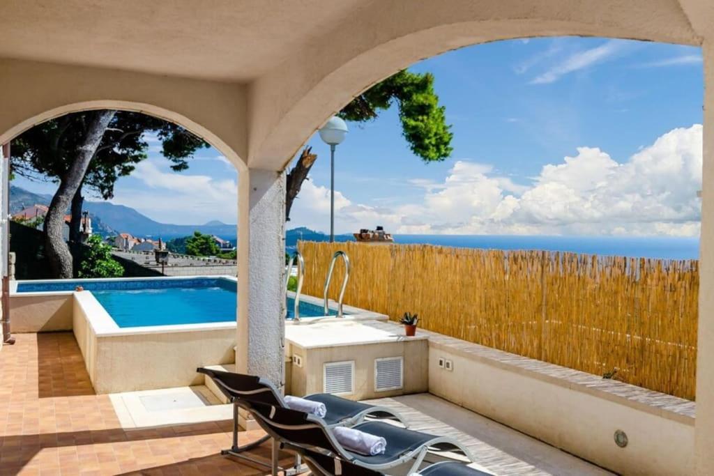 Wave N' Sea Apartment With A Private Pool Dubrovnik Kültér fotó