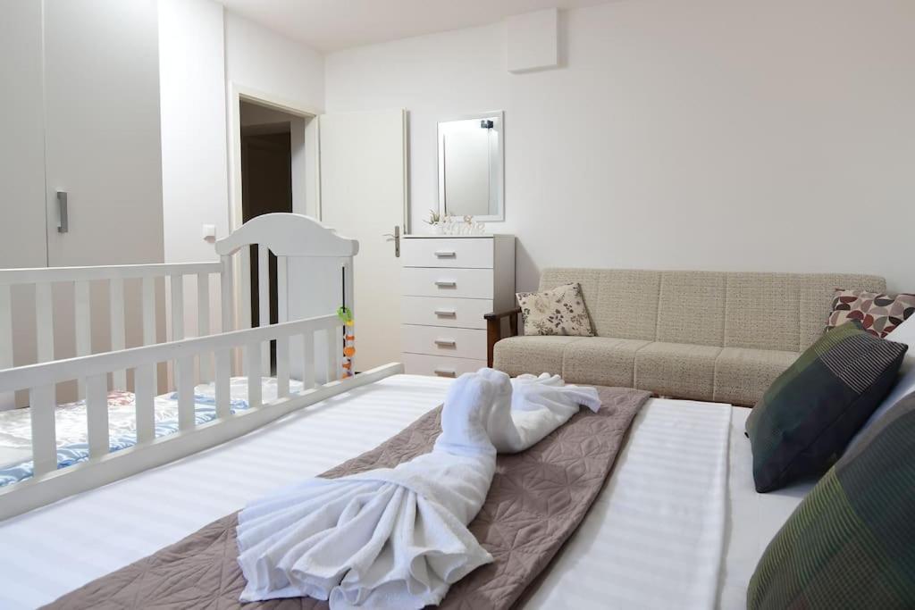 Wave N' Sea Apartment With A Private Pool Dubrovnik Kültér fotó